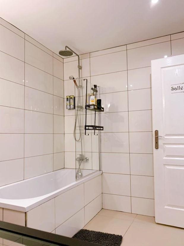 Chambre Privee 14M - Wifi - Appart' 120M Woippy Eksteriør bilde